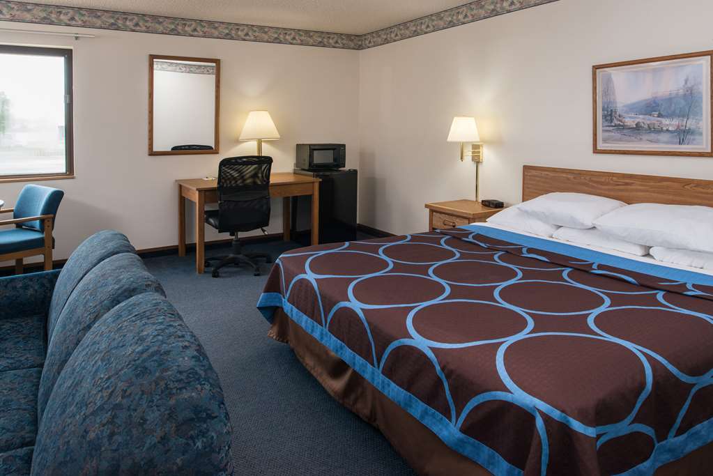 Super 8 By Wyndham Lincoln North Hotel Kamer foto