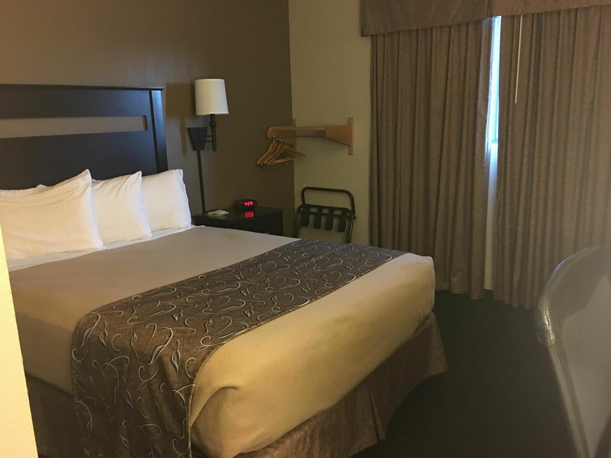 Super 8 By Wyndham Lincoln North Hotel Buitenkant foto